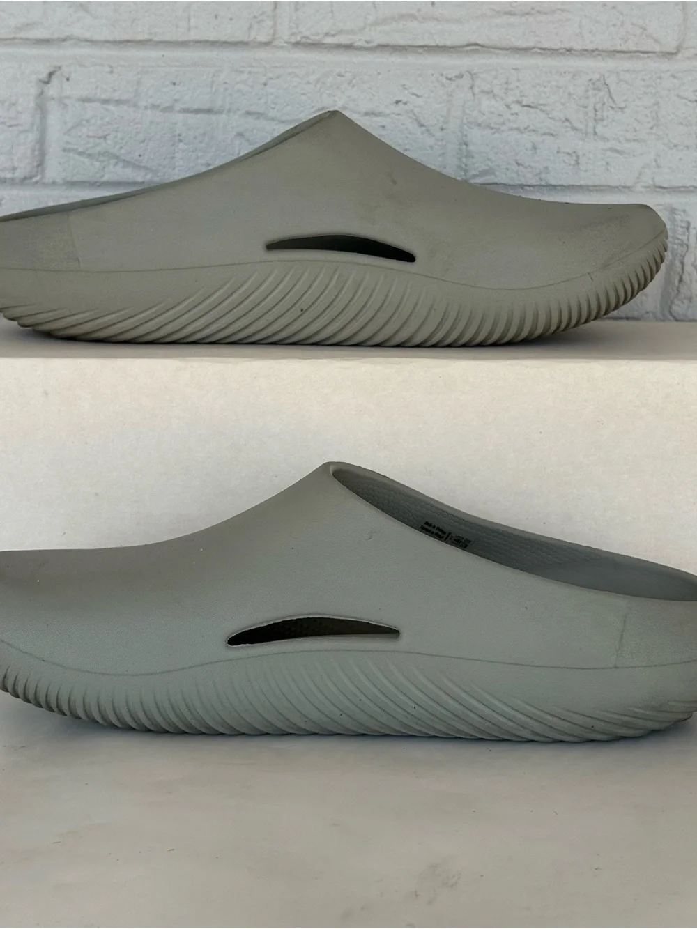 Crocs Mellow Recovery Clogs Men's 12